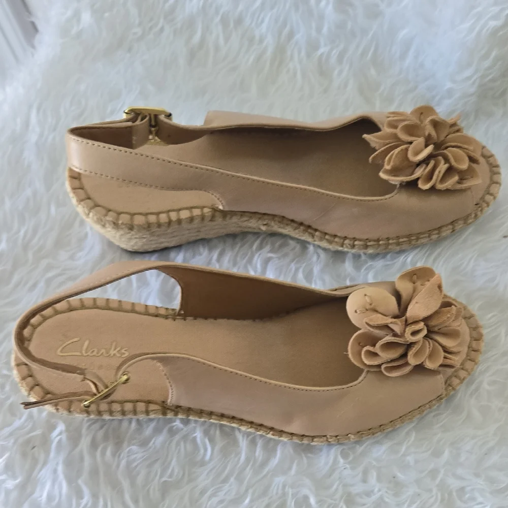 Clarks these artisan